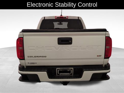 Used 2021 Chevrolet Colorado W/T w/ Custom Special Edition image 4