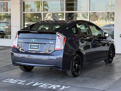 Used 2015 Toyota Prius Two image 11