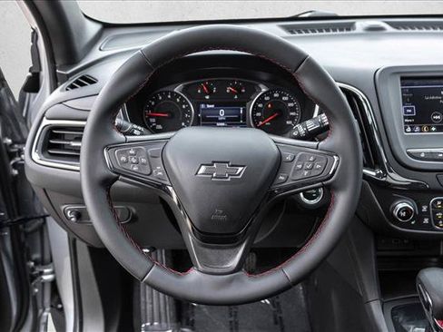 Used 2024 Chevrolet Equinox RS w/ LPO, Floor Liner Package FWD image 13