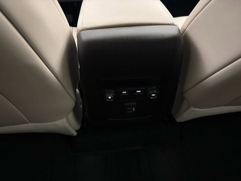 Used 2023 Buick Enclave Essence FWD image 22
