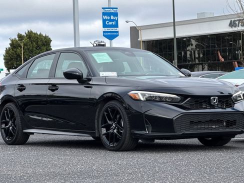 Used 2025 Honda Civic Sport image 7