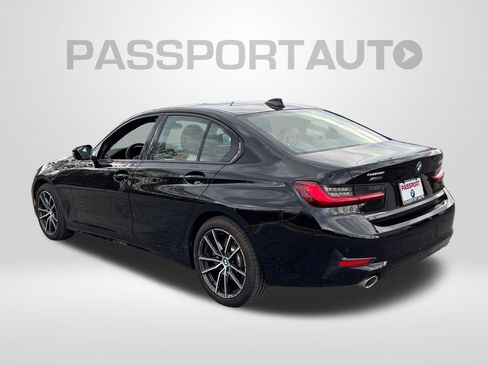 Certified 2022 BMW 330i xDrive Sedan w/ Driving Assistance Package AWD/4WD image 3