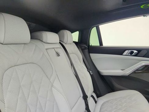 Used 2026 BMW X6 xDrive40i AWD/4WD image 26
