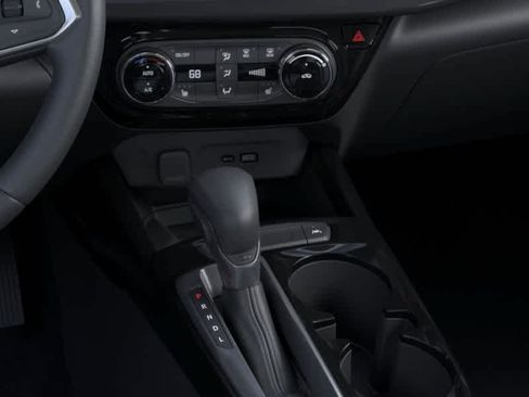 New 2026 Chevrolet Trax ACTIV w/ Sunroof Package FWD image 23