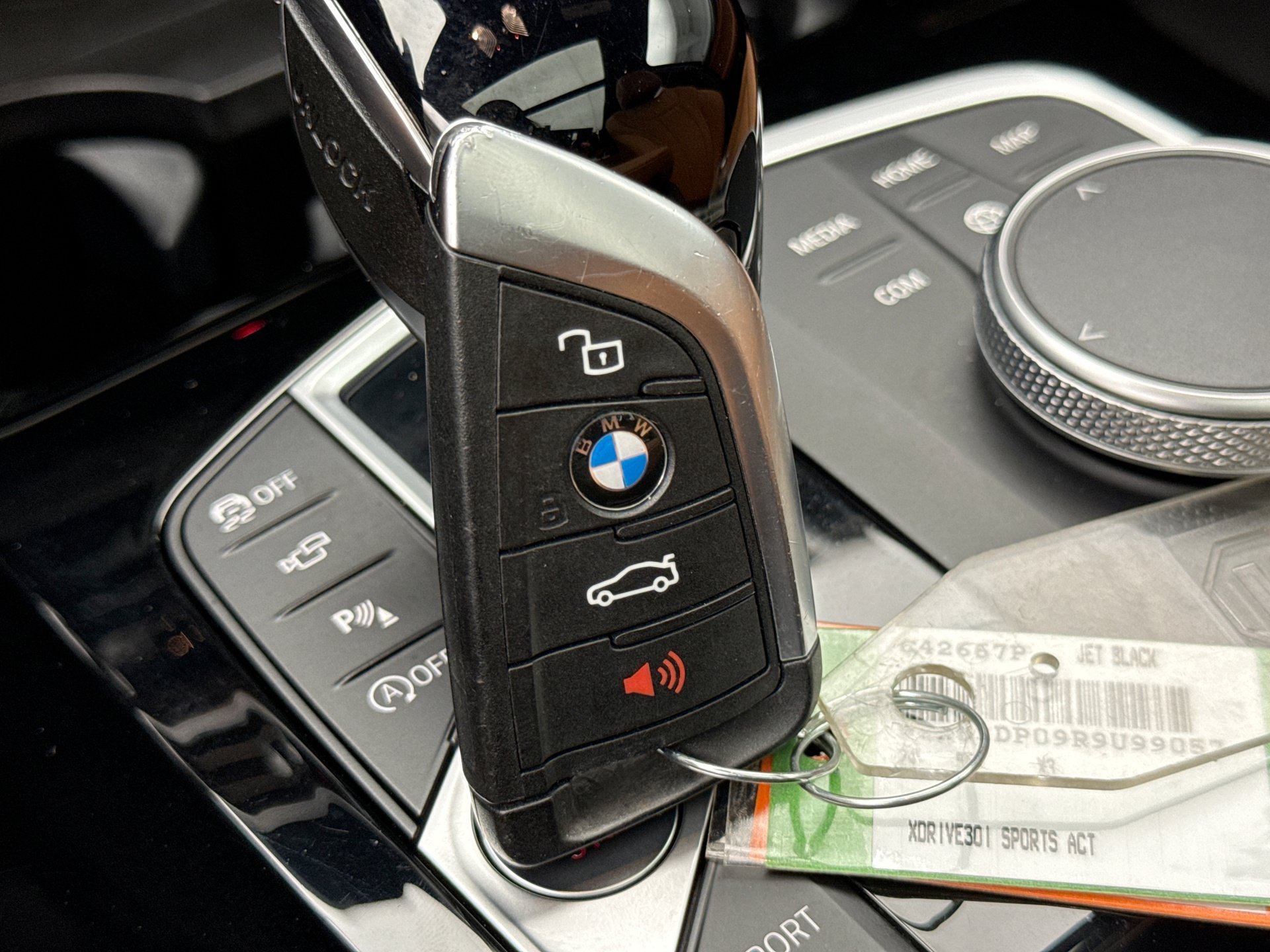 Used 2024 BMW X3 xDrive30i w/ Premium Package AWD/4WD image 25