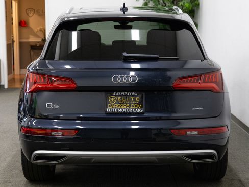 Used 2019 Audi Q5 2.0T Premium Plus w/ Premium Plus Package AWD/4WD image 4