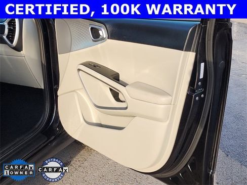Certified 2023 Kia Soul LX w/ LX Technology Package image 16