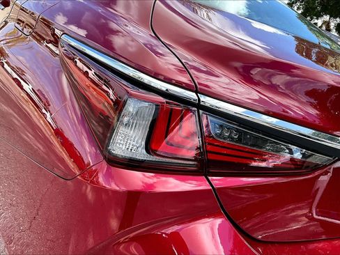 Used 2020 Lexus ES 350 w/ Premium Package image 28