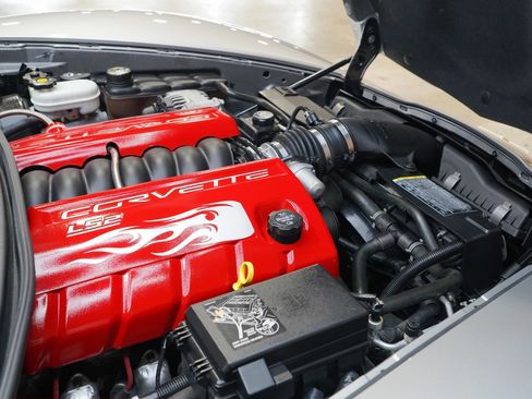 Used 2006 Chevrolet Corvette Convertible w/ Preferred Equipment Group RWD image 31