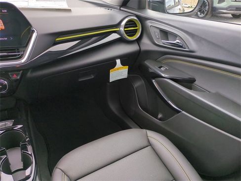 New 2026 Chevrolet Trax ACTIV w/ Driver Confidence Package image 17