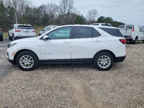 Used 2023 Chevrolet Equinox LT AWD/4WD image 11