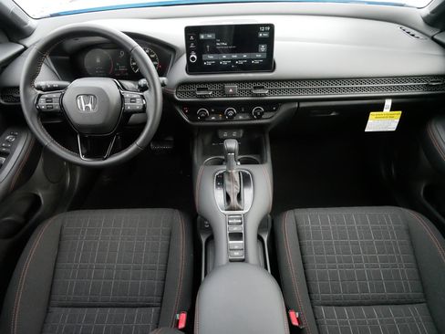 Certified 2026 Honda HR-V Sport image 32