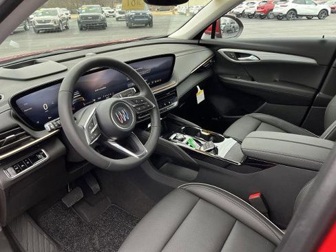 New 2025 Buick Envision Avenir image 2