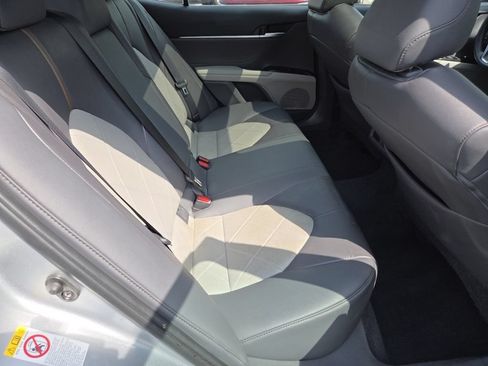 Used 2018 Toyota Camry XLE w/ Driver Assist Package FWD image 25