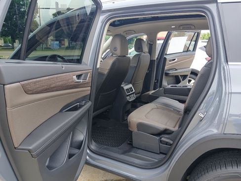New 2026 Volkswagen Atlas SEL AWD/4WD image 19