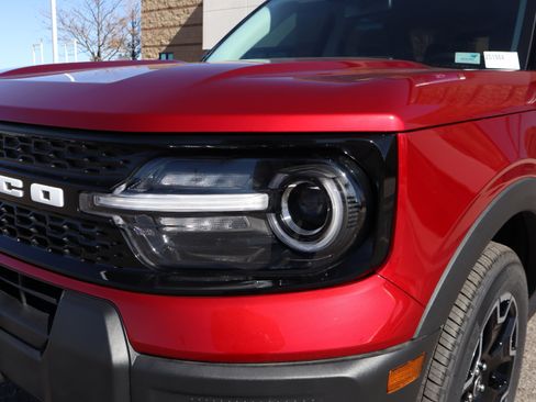 New 2025 Ford Bronco Sport Outer Banks AWD/4WD image 14