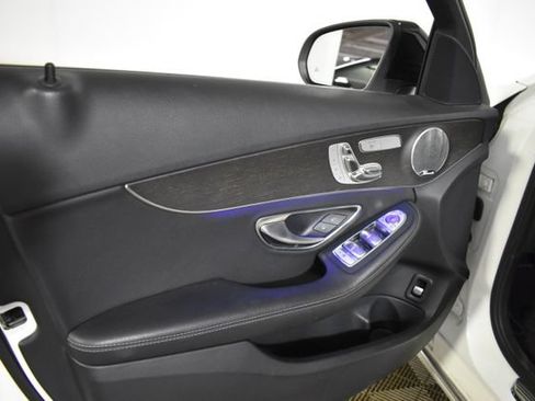 Used 2020 Mercedes-Benz C 300 4MATIC Sedan image 7