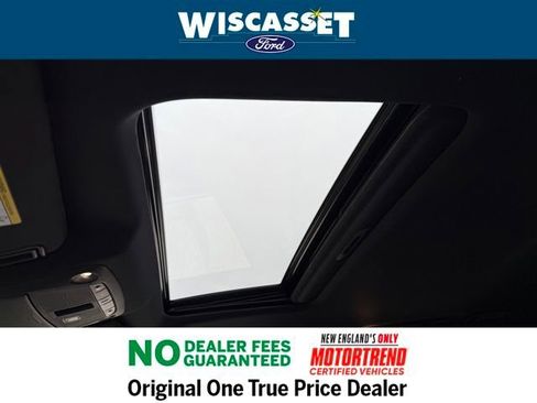 Used 2023 Nissan Armada SL w/ Midnight Edition Package image 8