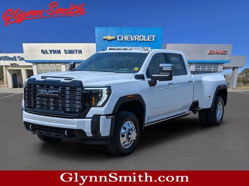 Used 2026 GMC Sierra 3500 Denali Ultimate AWD/4WD image 1