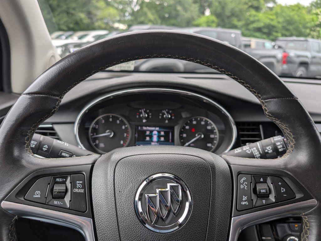Used 2022 Buick Encore Preferred w/ Safety Package AWD/4WD image 24