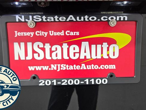 Used 2023 Nissan Ariya AWD image 29
