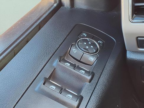 Used 2017 Ford F150 Lariat w/ Equipment Group 502A Luxury image 20