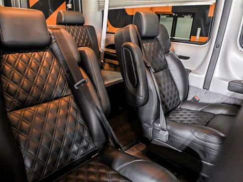Used 2023 Mercedes-Benz Sprinter 2500 image 15