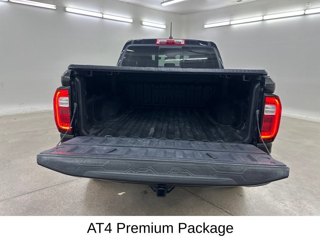 Used 2024 GMC Canyon AT4 w/ AT4 Premium Package AWD/4WD image 19