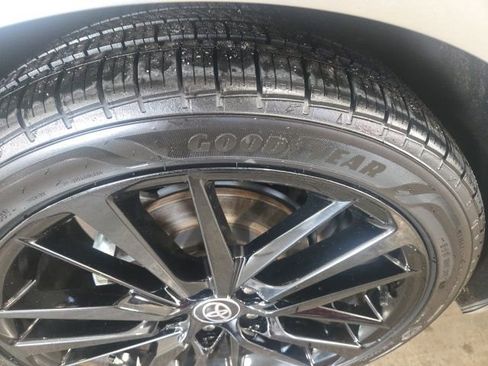 Used 2023 Toyota Camry XSE image 8