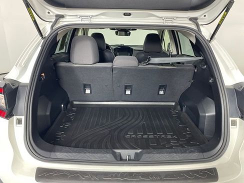 Used 2024 Subaru Crosstrek 2.0i Premium image 19