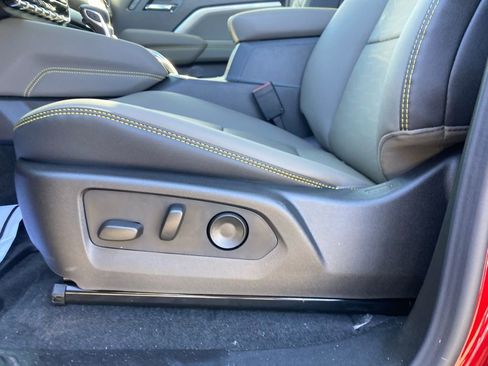 New 2026 Chevrolet Colorado ZR2 w/ Technology Package image 11