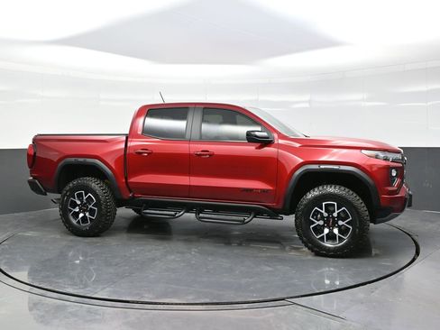 Used 2024 GMC Canyon AT4X image 8