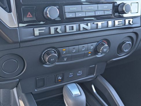 New 2026 Nissan Frontier SV w/ Tow Package image 15
