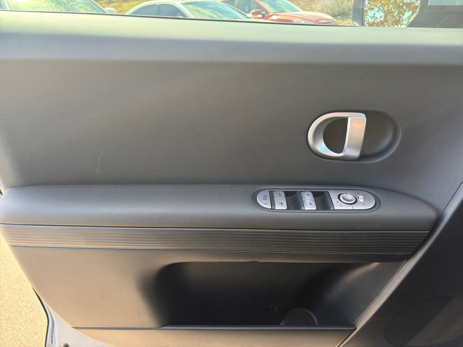 Used 2024 Hyundai Ioniq 5 SEL AWD/4WD image 13