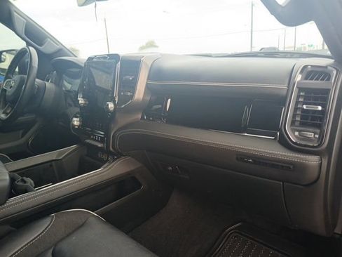 Used 2025 RAM 1500 Limited AWD/4WD image 18