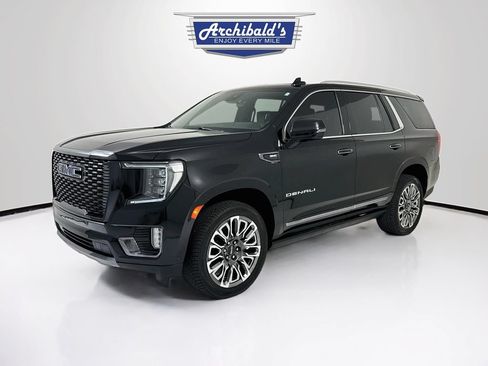 Used 2023 GMC Yukon Denali Ultimate w/ LPO, Floor Liner Package AWD/4WD image 3