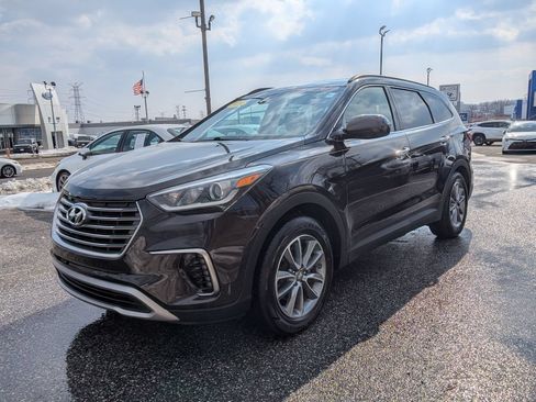 Used 2019 Hyundai Santa Fe XL SE FWD image 1