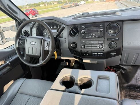 Used 2014 Ford F450 XL w/ Power Equipment Group image 7
