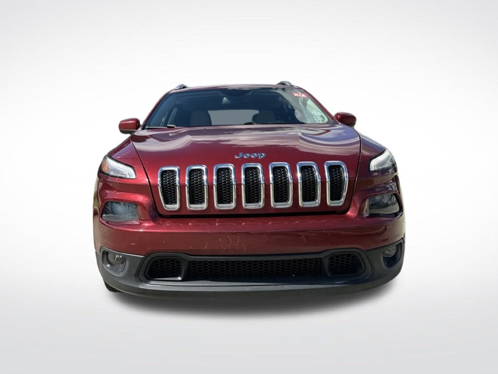 Used 2017 Jeep Cherokee Latitude FWD image 2