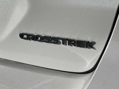 Used 2024 Subaru Crosstrek 2.0i Premium image 32
