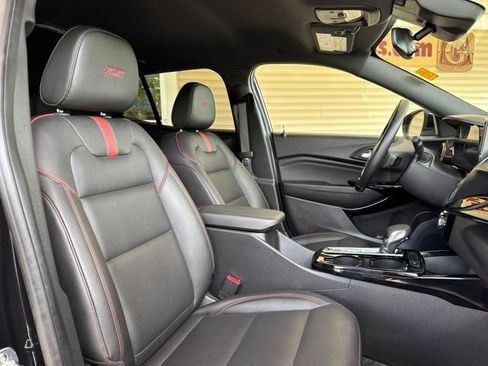 Used 2024 Chevrolet Trax RS w/ Driver Confidence Package FWD image 25