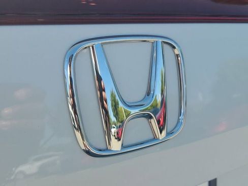 Used 2024 Honda Civic EX-L image 32