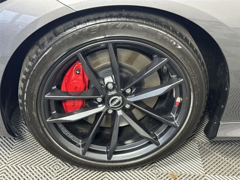 Used 2024 Nissan Z Performance w/ Floor Mat Package RWD image 11
