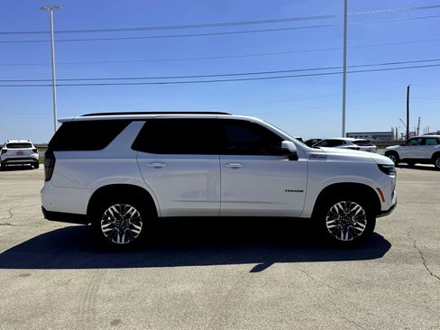 Used 2025 Chevrolet Tahoe Z71 w/ Z71 Off-Road Package image 5