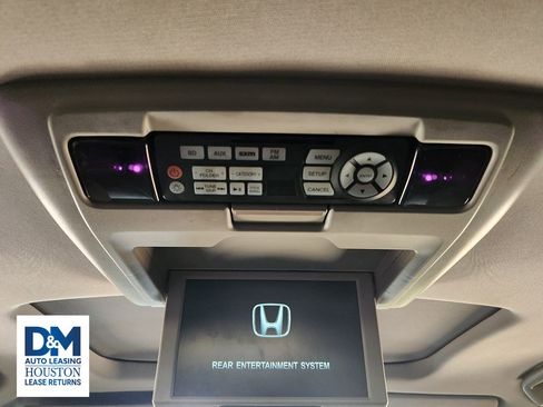 Used 2018 Honda Pilot Touring image 34