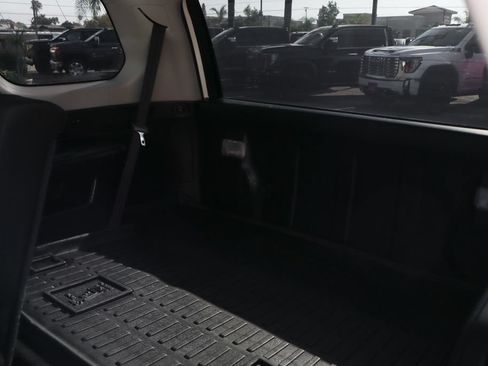 Used 2021 Toyota 4Runner SR5 AWD/4WD image 41