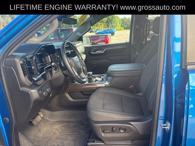 Used 2023 Chevrolet Silverado 1500 RST w/ Protection Package AWD/4WD image 10