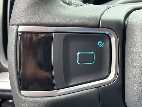 New 2026 Ford Expedition Active image 25