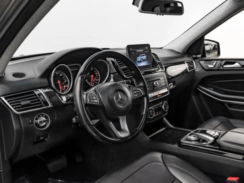 Used 2018 Mercedes-Benz GLS 550 4MATIC image 10
