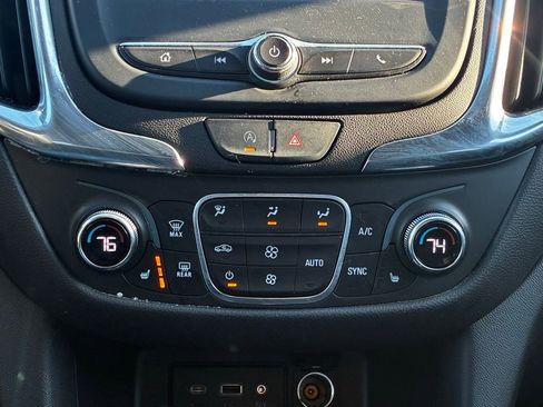 Used 2024 Chevrolet Equinox LT image 24